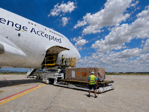 Cargo loading onto an aircraft